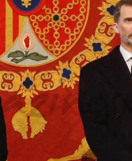 Los Reyes presiden la misa en recuerdo de Don Juan