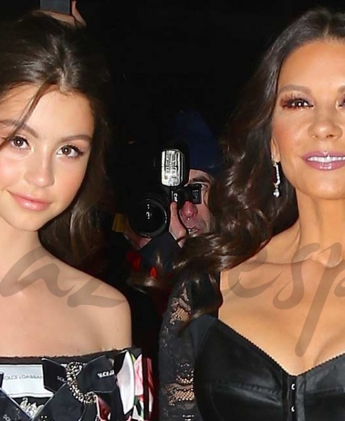 Catherine Zeta Jones presume de hija en la alfombra roja