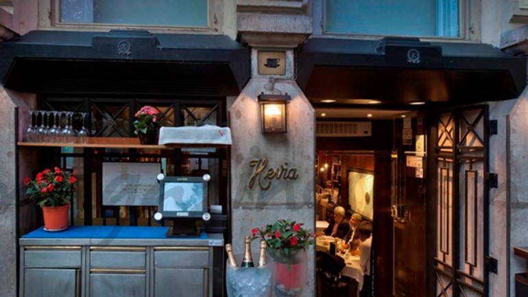 La terraza de Hevia una de las más elegantes de la calle Serrano