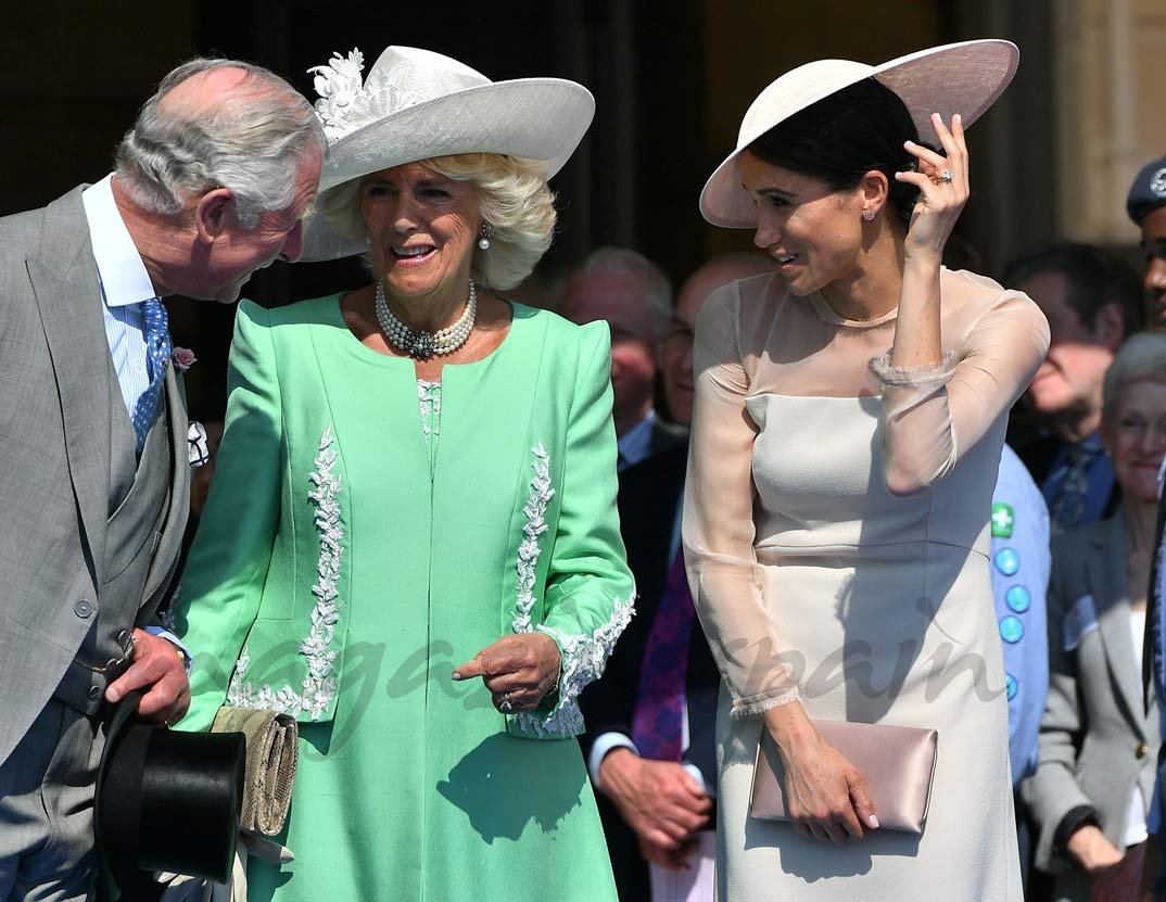 El prícipe Carlos, Camila Parker Bowles y Meghan Markle