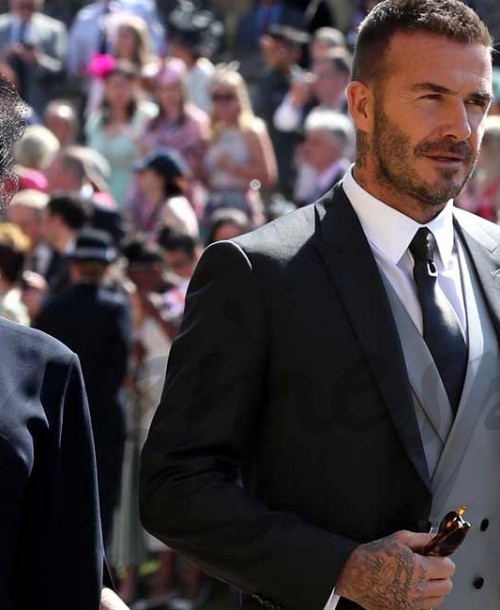 Los Beckham subastan sus looks de la boda del príncipe Harry y Meghan Markle