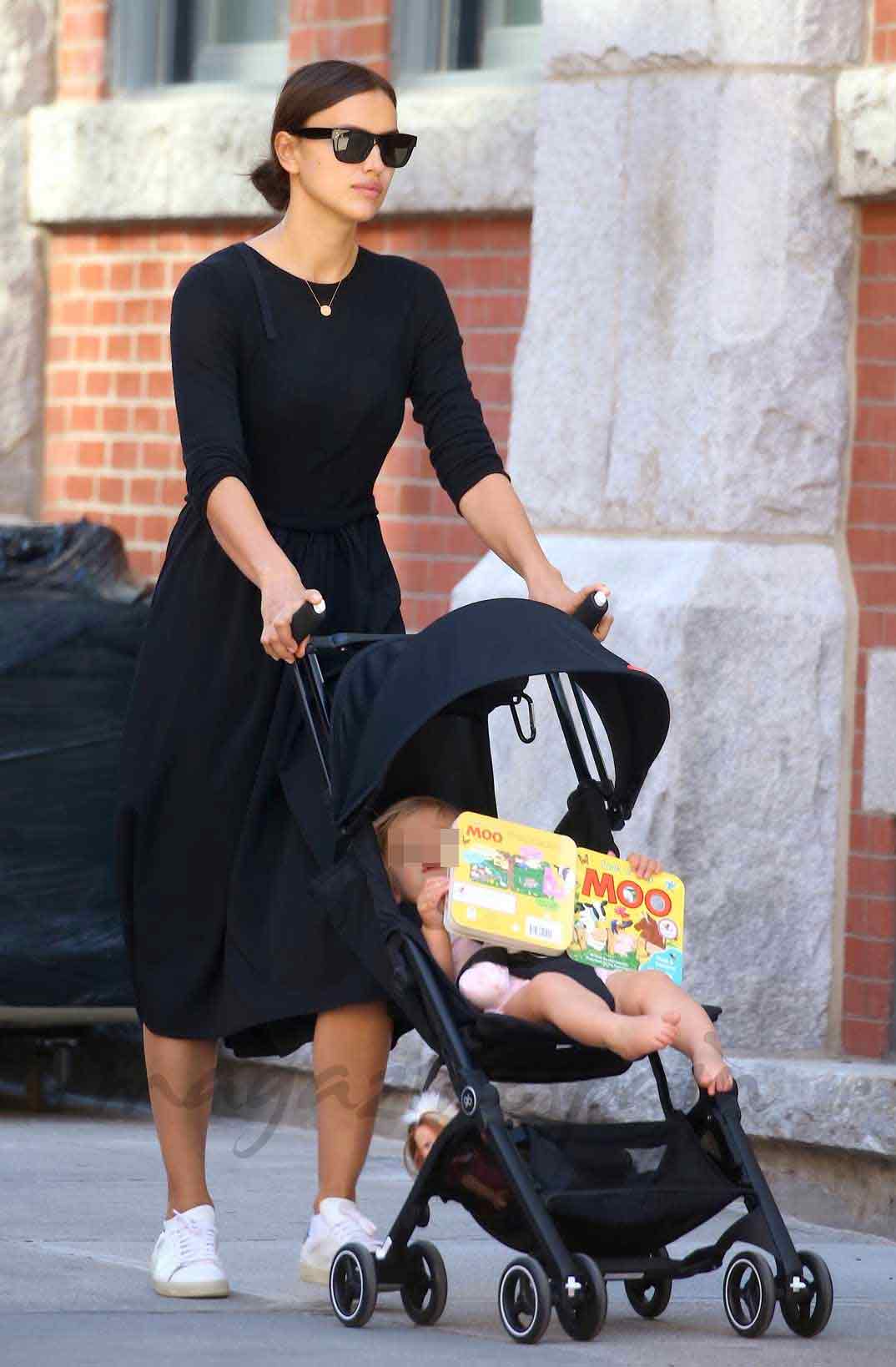 Irina Shayk con su hija Lea