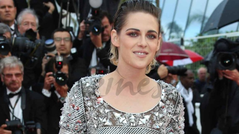 ¿Por qué va descalza Kristen Stewart por la alfombra roja de Cannes?