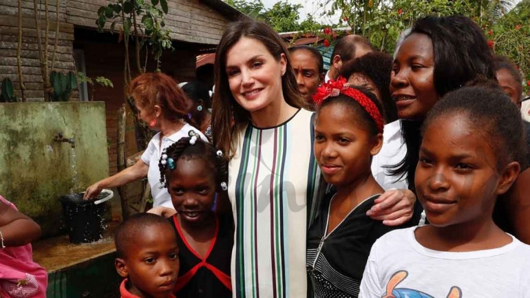 La reina Letizia comienza su viaje de cooperación a República Dominicana y Haití