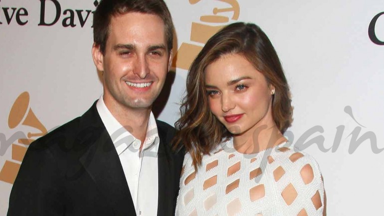 Miranda Kerr da a luz a su segundo hijo