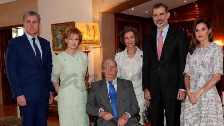 Los reyes Felipe y Letizia y los reyes Juan Carlos y Sofía, almuerzo con Margareta y Radu de Rumanía