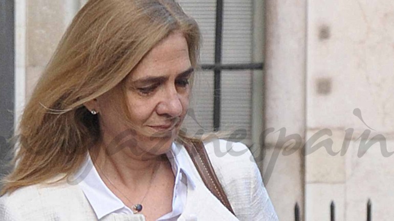 Primeras imágenes de la infanta Cristina tras conocerse la sentencia de cárcel de Iñaki Urdangarín