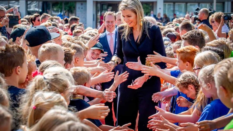 La reina Máxima vuelve a sonreír