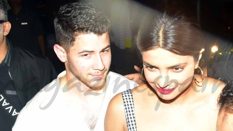Nick Jonas viaja a la India para conocer a su suegra