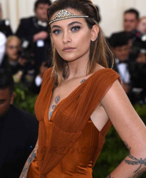 La emotiva carta de despedida de Paris Jackson a su abuelo