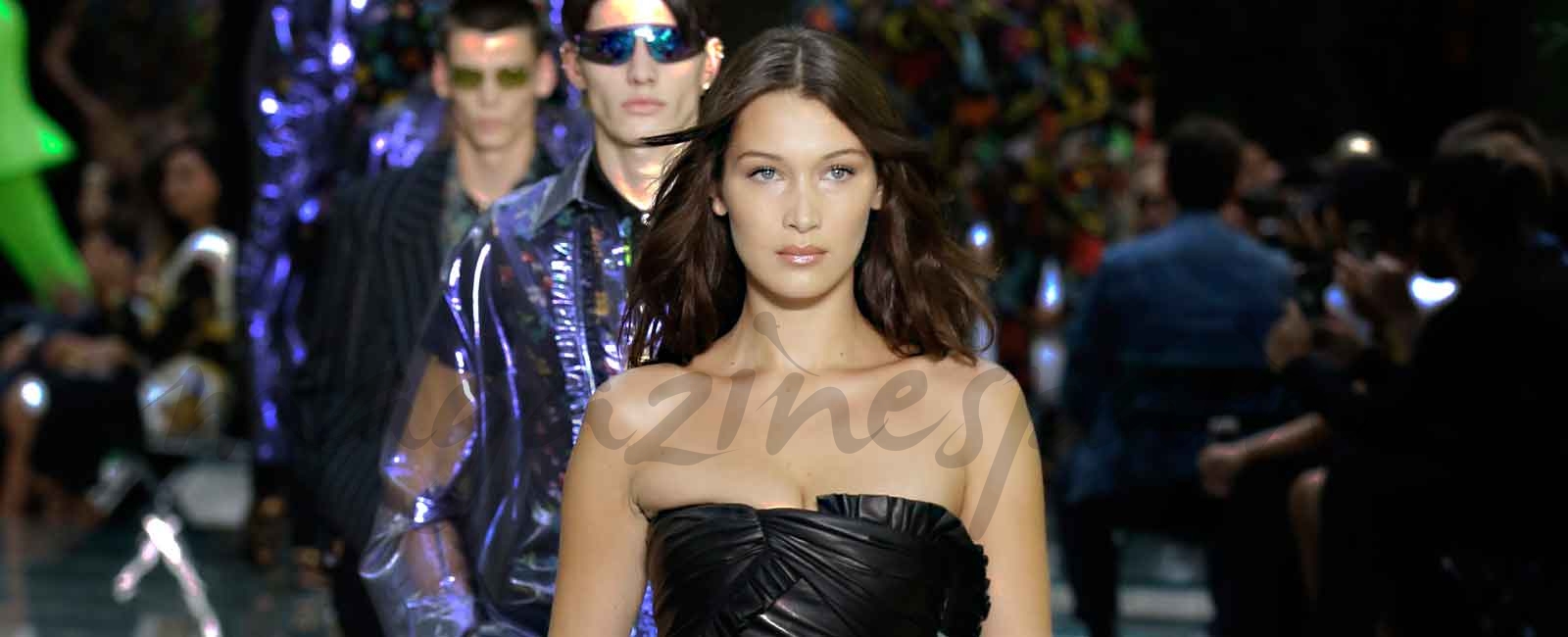 Kendall Jenner - Milan Men Fashion Week: Versace Primavera Verano 2018-2019