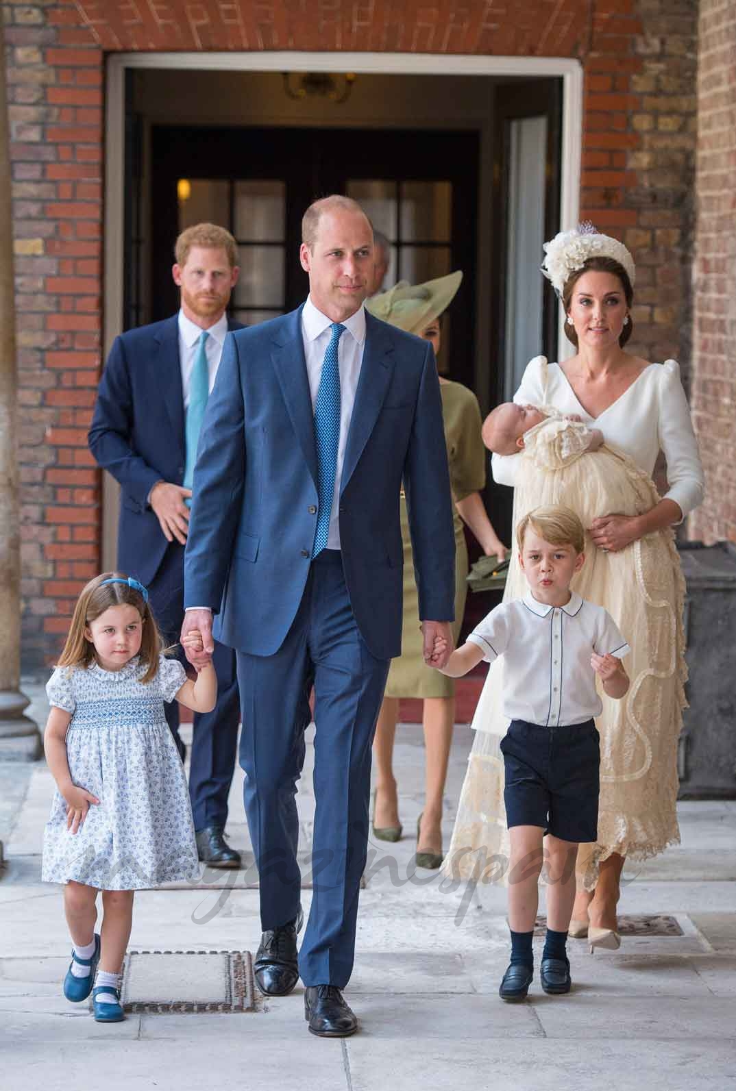 Los Duques de Cambridge con sus tres hijos George, Charlotte y Louis