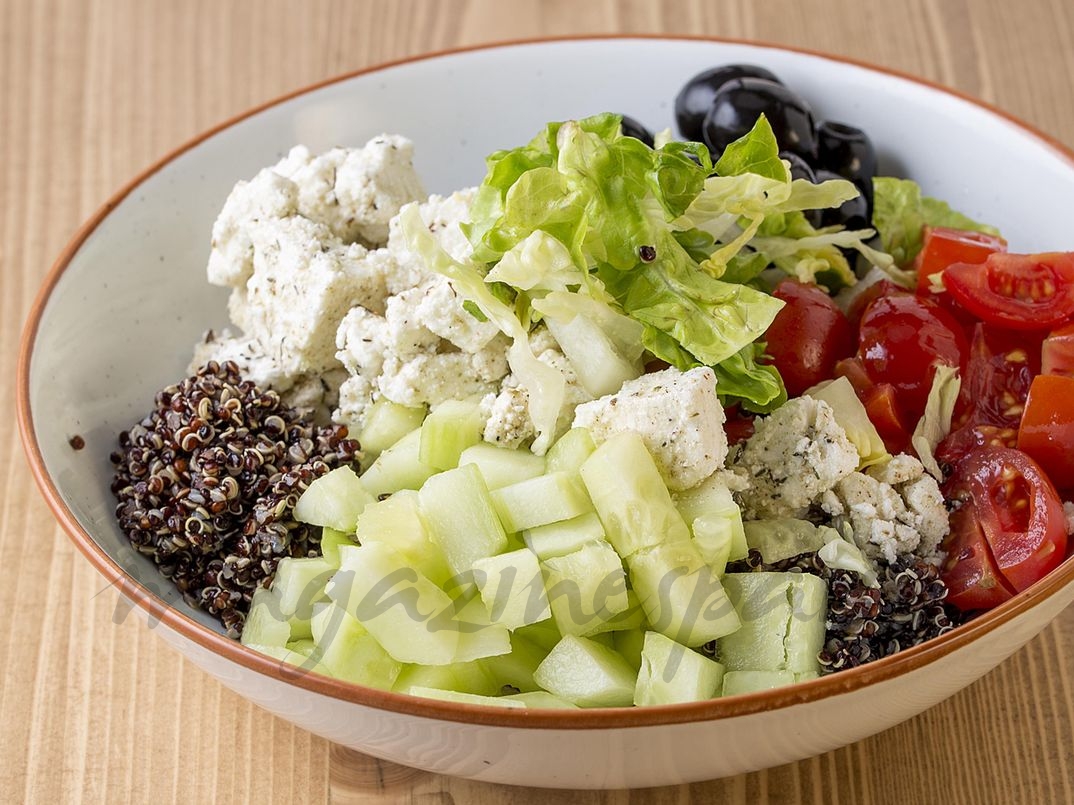 Ensalada de quinoa real de Bellako