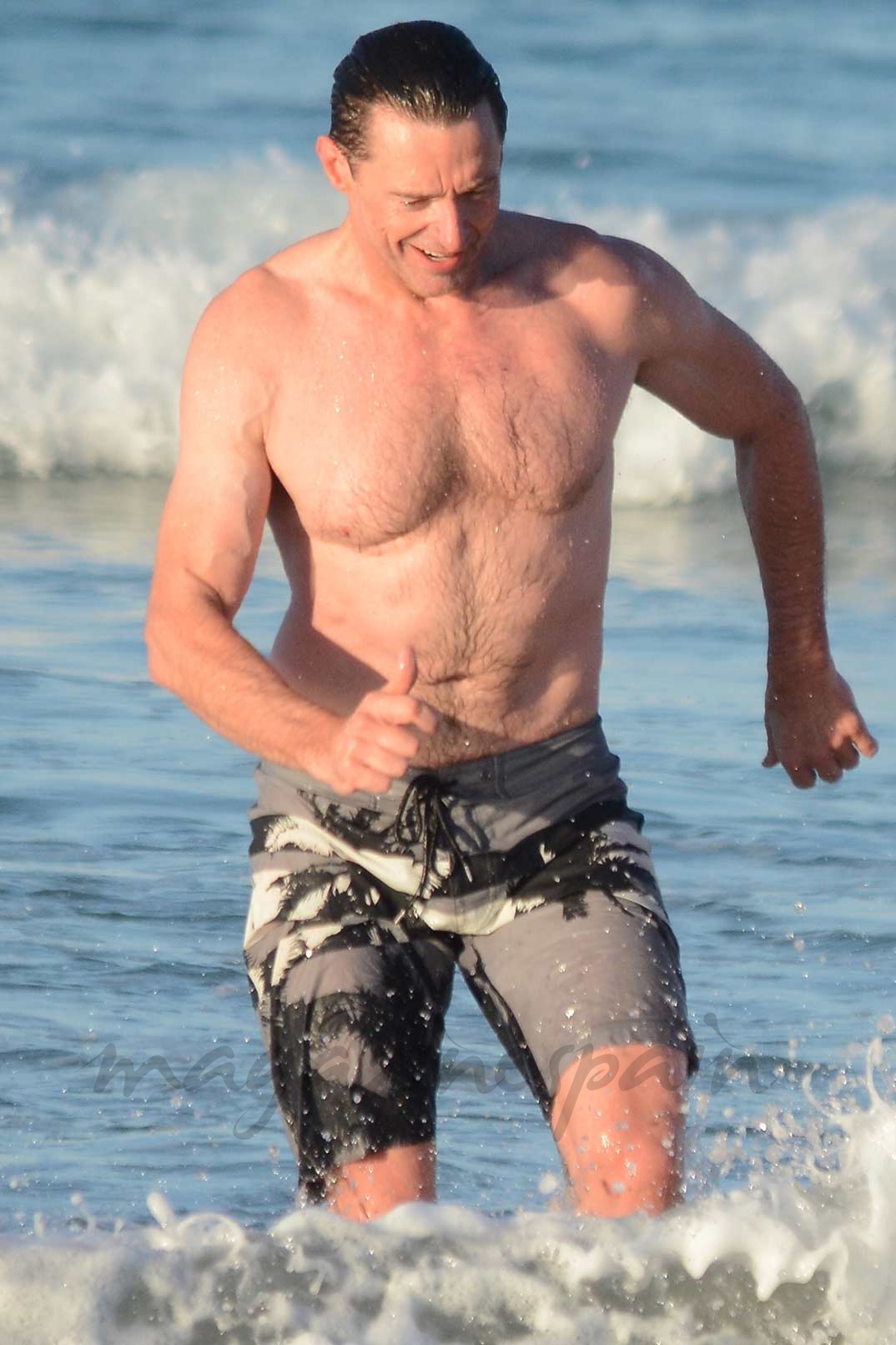 Hugh Jackman en plena forma a sus casi 50 años