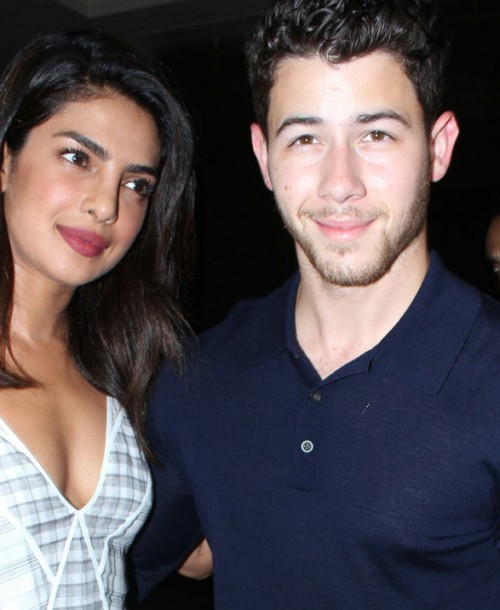 Nick Jonas y Priyanka Chopra celebran su compromiso con una fiesta hindú