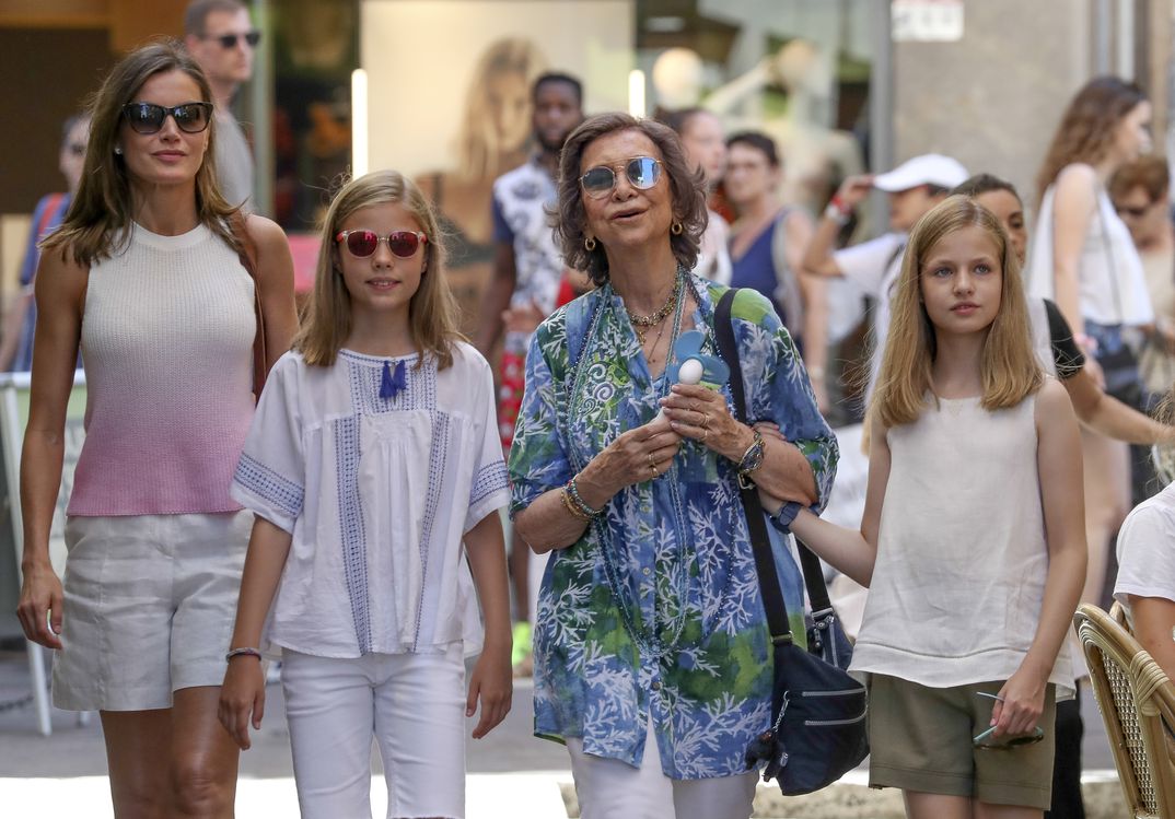 La reina Sofía, reina Letizia, princesa Leonor e infanta Sofia