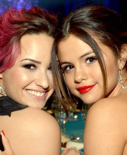 Selena Gomez habla por primera vez de su amiga Demi Lovato