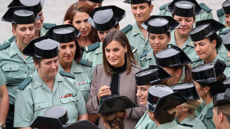 El perfecto look otoñal de la reina Letizia