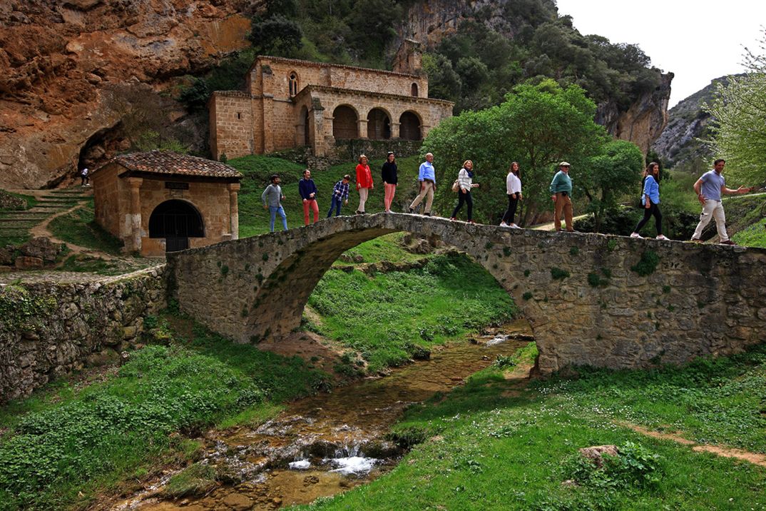 Ermita Nuestra Señora de la Hoz y Puente Romano