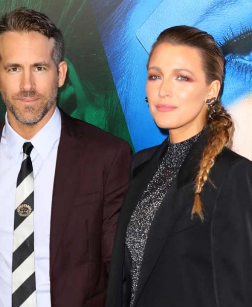 Acompañada de su marido, Ryan Reynolds, Blake Lively conquista la alfombra roja con un look muy masculino