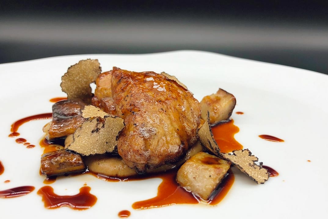 Molleja de ternera con crema de boletus y trufa 