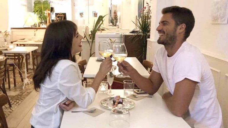Andrea Duro y Maxi Iglesias… ¿Algo más que una buena amistad?