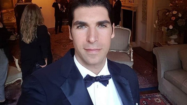 Cayetano Rivera, invitado sorpresa en el cumpleaños del príncipe Carlos