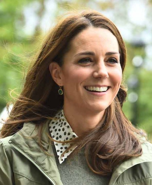 Kate Middleton vuelve al trabajo con unos pantalones de Zara