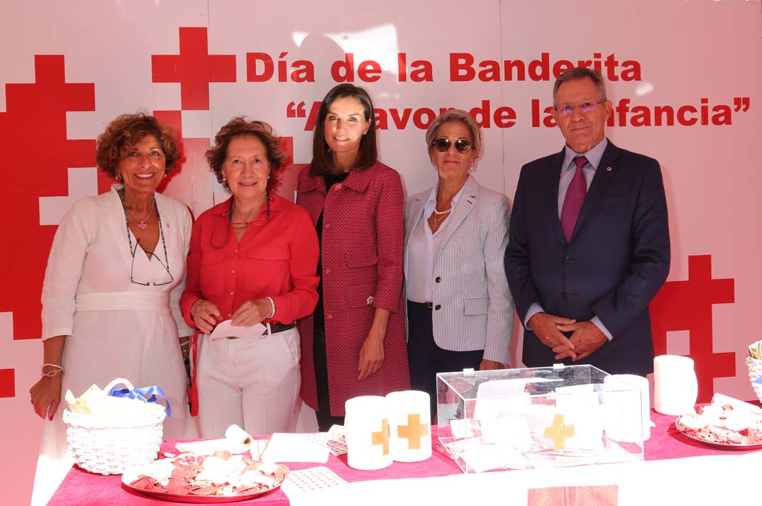 Reina Letizia - Día de la Banderia de la Cruz Roja