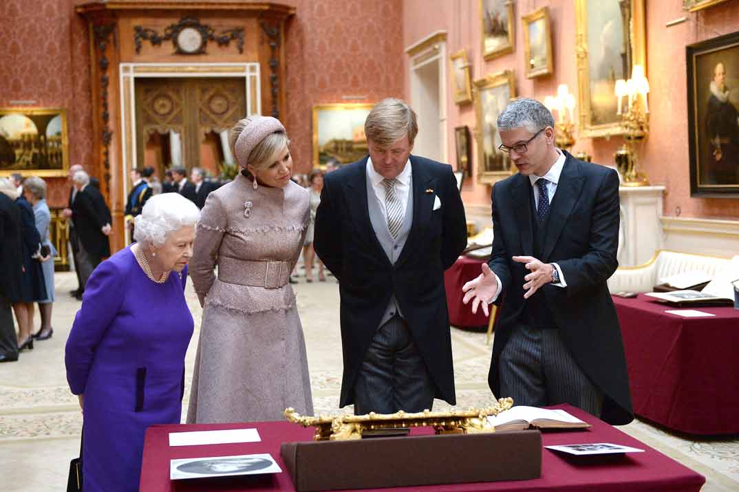 Reina Máxima, Rey Guillermo, Reina Isabell II de Inglaterra