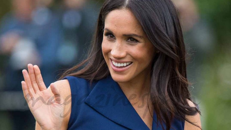 Meghan Markle luce sus primeras curvas premamá
