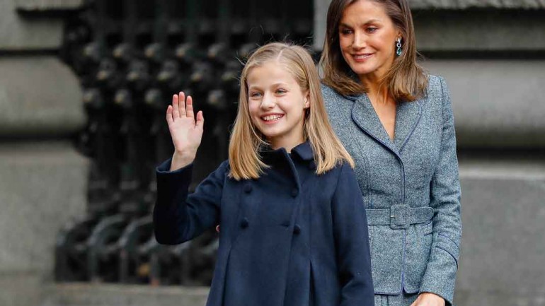 El azul, el color elegido por la princesa Leonor para las ocasiones especiales