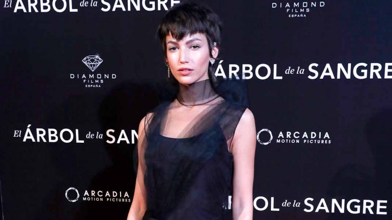 Úrsula Corberó y las sandalias de Prada por las que todas suspiran