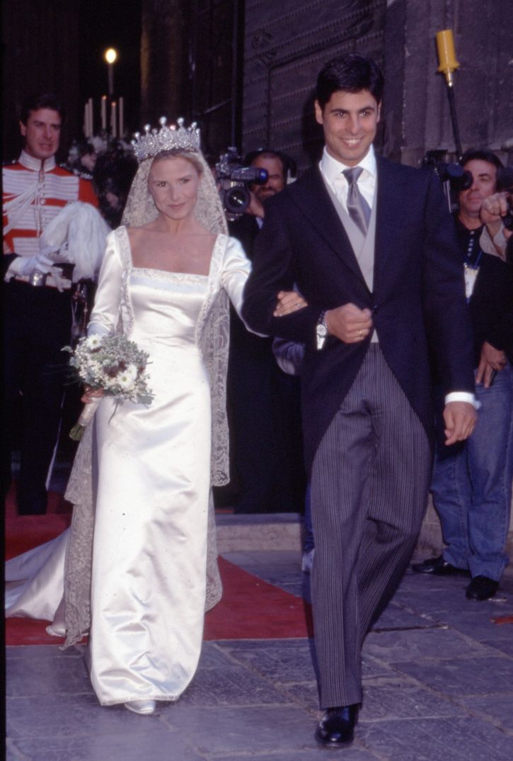 Eugenia Martínez de Irujo -Boda con Francisco Rivera - 23 octubre 1998