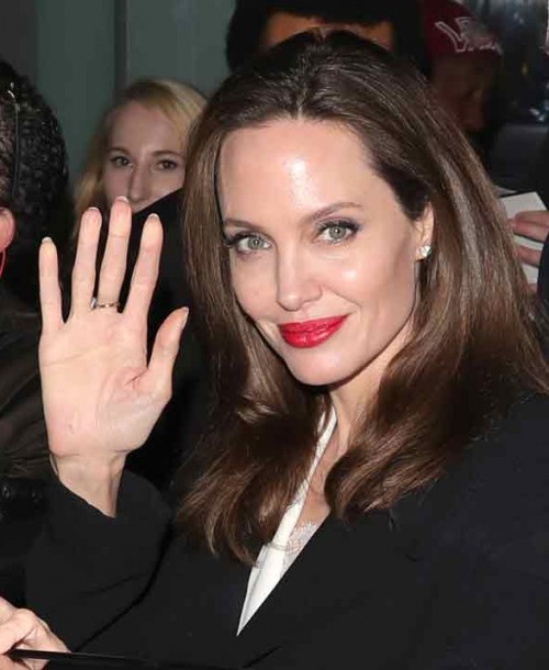 La emotiva carta de Angelina Jolie hablando de sus hijos y recordando a su madre fallecida