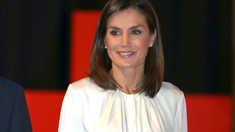 La reina Letizia dice adiós a sus canas