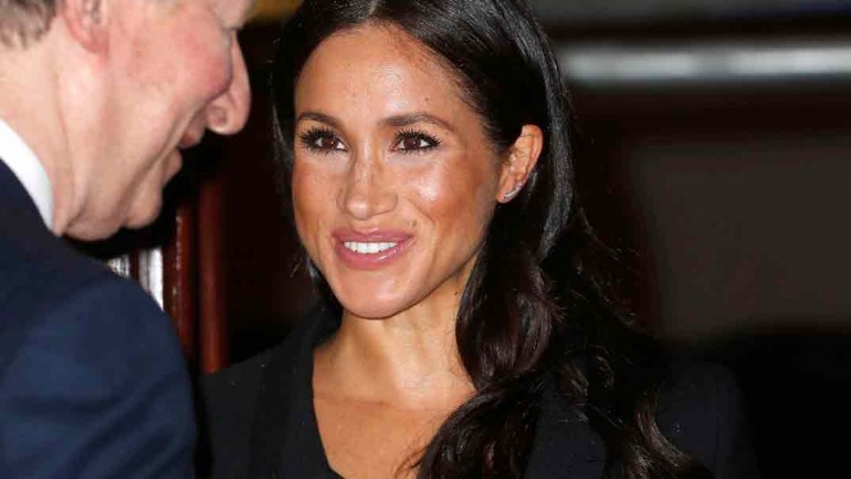Copia el look de Meghan Markle por 55€