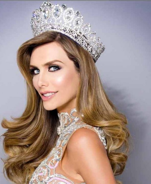 Ángela Ponce, la Miss España que ha hecho historia