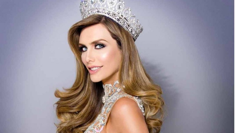 Ángela Ponce, la Miss España que ha hecho historia