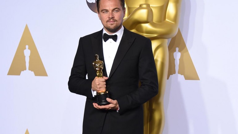 ¿Por qué  Leonardo DiCaprio tiene que devolver un Oscar?