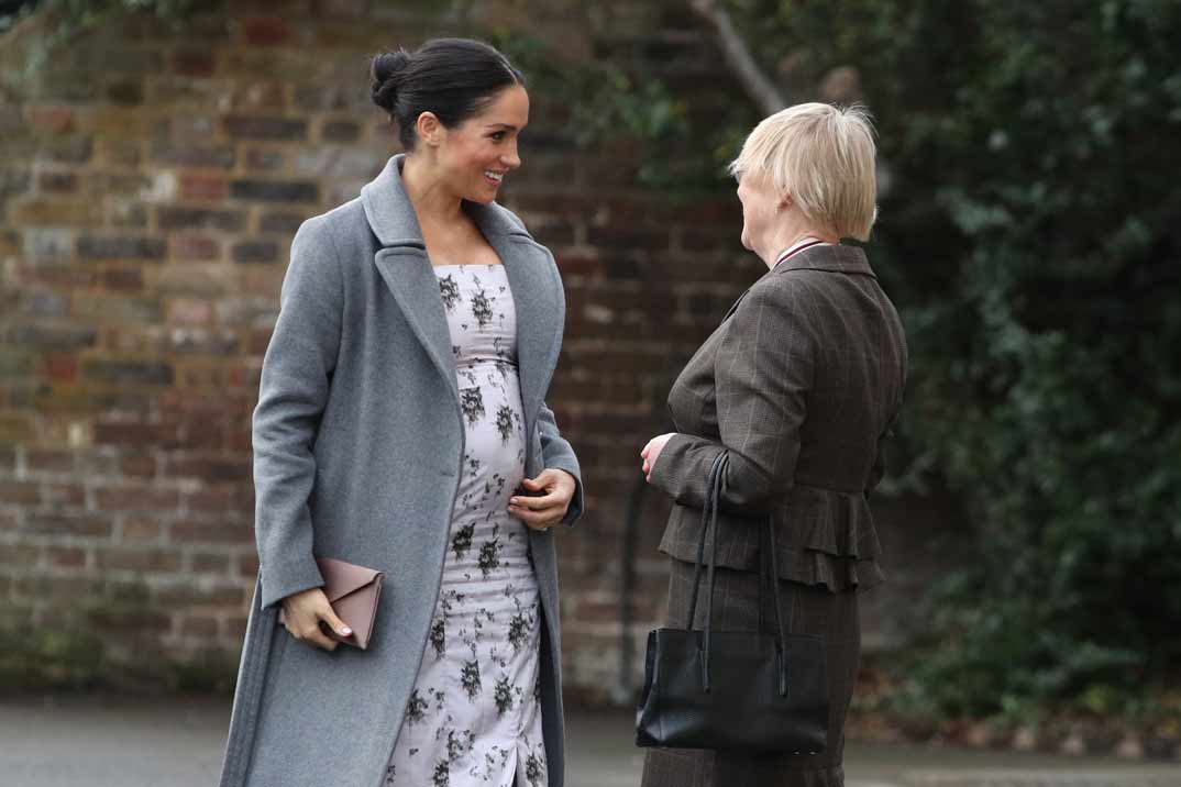 Meghan Markle presume de curvas premamá