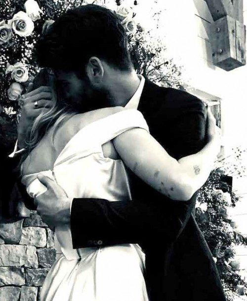 Las imágenes que confirman que Miley Cyrus y Liam Hemsworth se han casado