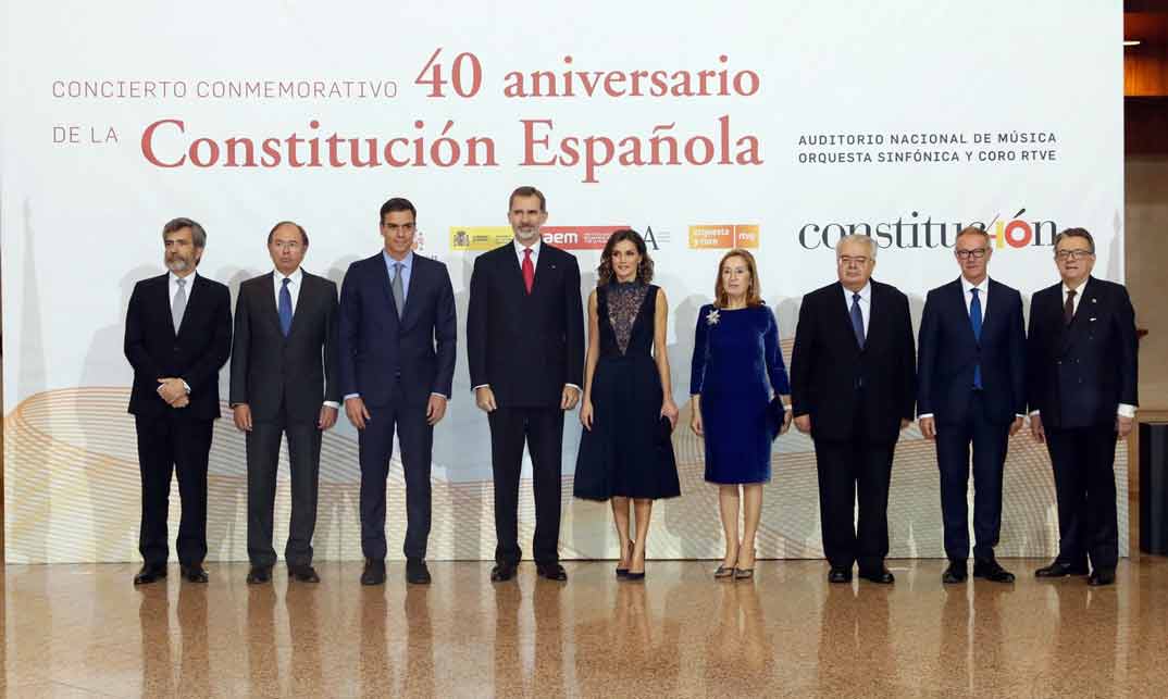 Reyes Felipe y Letizia - Concierto conmemorativo del 40º aniversario de la Constitución Española © Casa S.M. El Rey