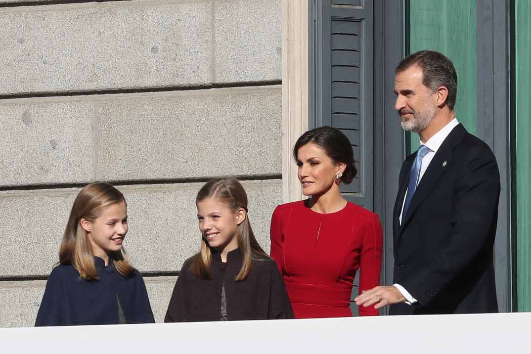 Reyes Felipe y Letizia con la Princesa Leonor y la Infanta Sofía