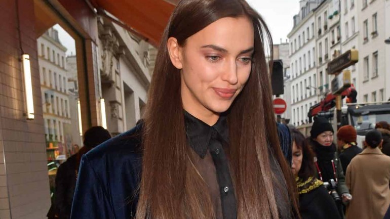 El vaquero más original lo tiene Irina Shayk