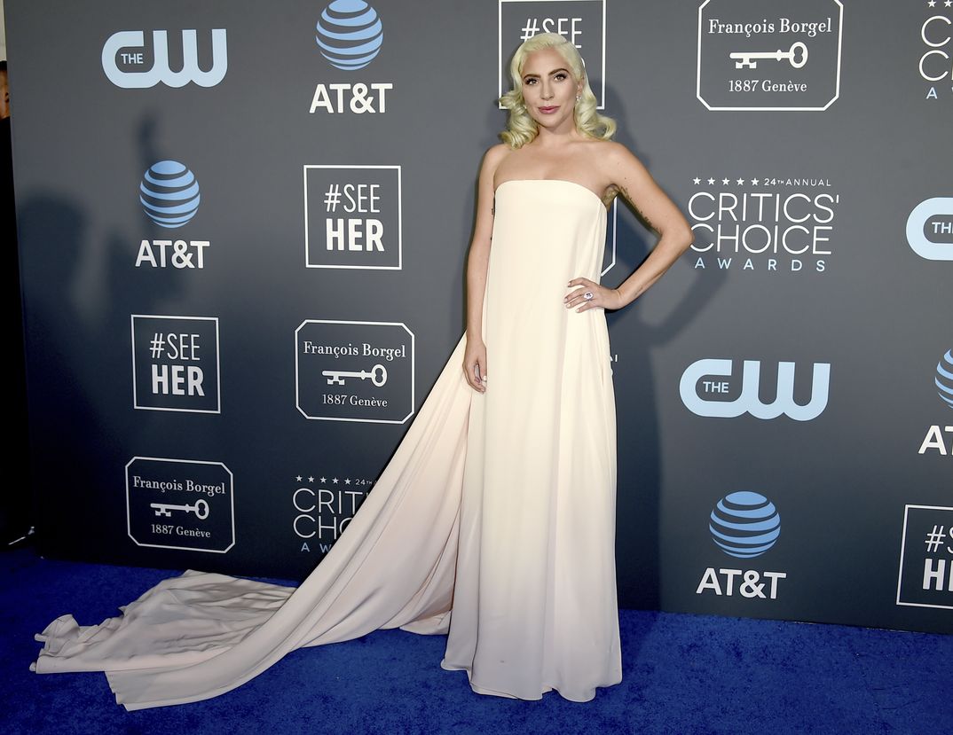 Lady Gaga Critics Coice Awards 2019