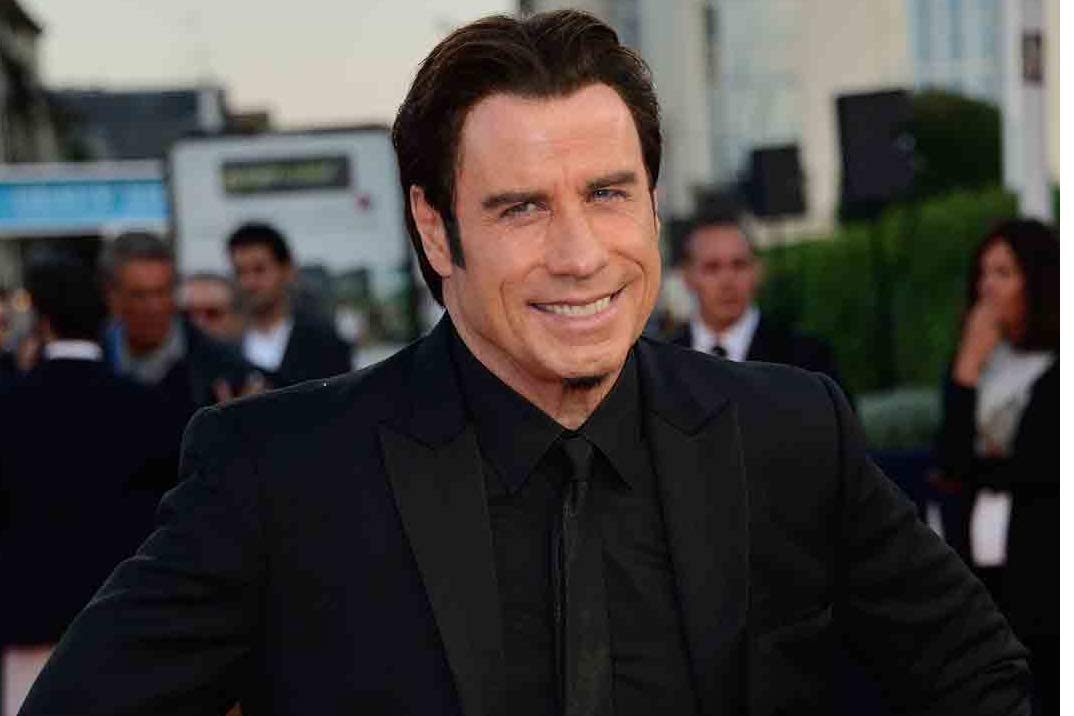 El sorprendente cambio físico de John Travolta