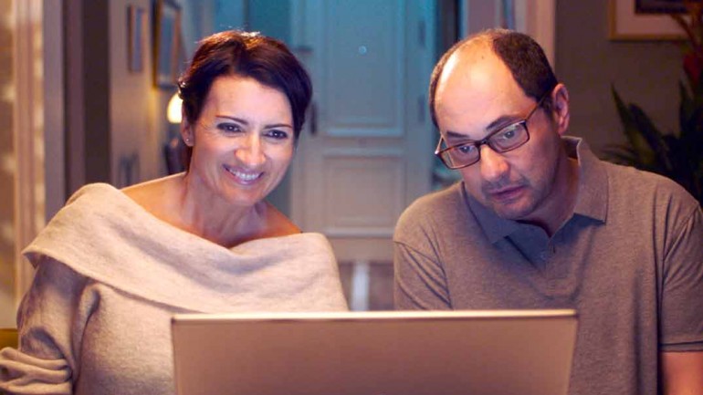 Bajo el mismo techo – Tráiler