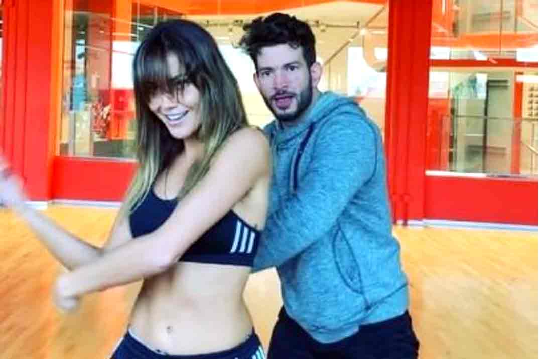 El sensual baile de Lara Álvarez con su novio