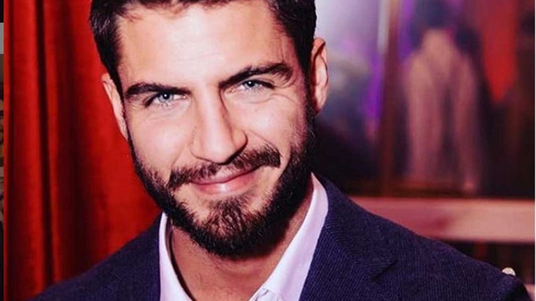 Maxi Iglesias «pillado» con su nueva chica